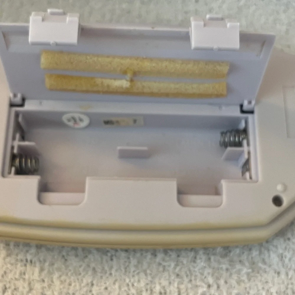 Name That Tune Handheld Game with country and western hits game Tiger toy